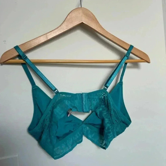 Juicy couture teal lace bralette L - Picture 3 of 4
